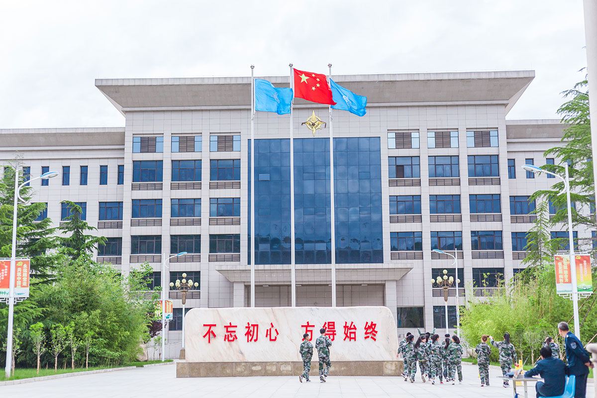 正门.jpg