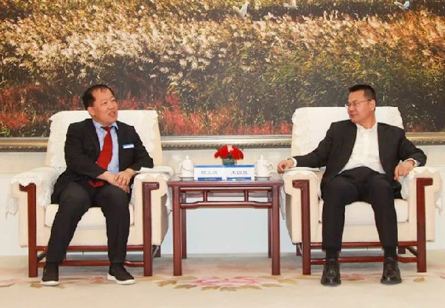 杨文跃董事长与中新天津生态城王国良书记会谈